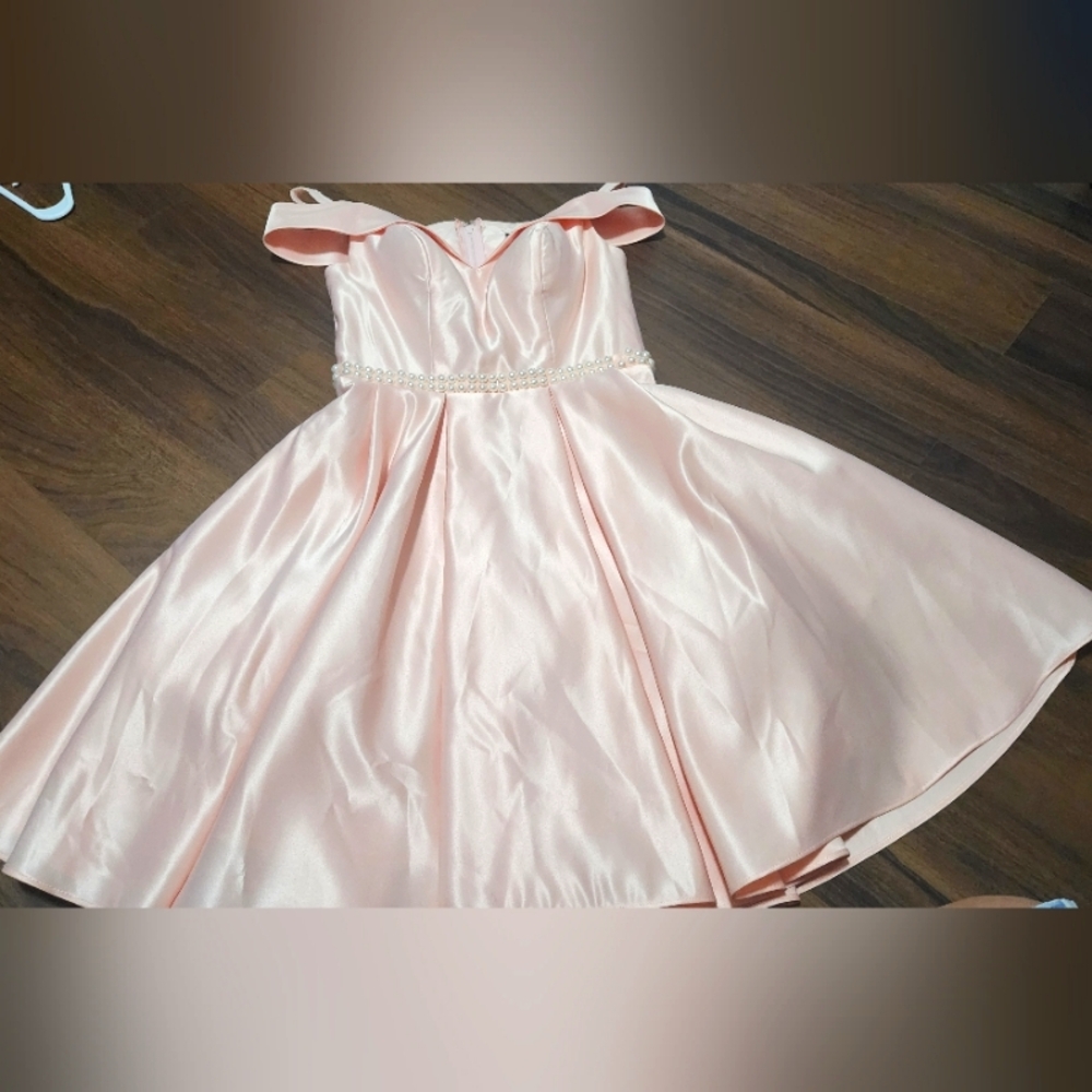 Eva, XS, light pink, and cream